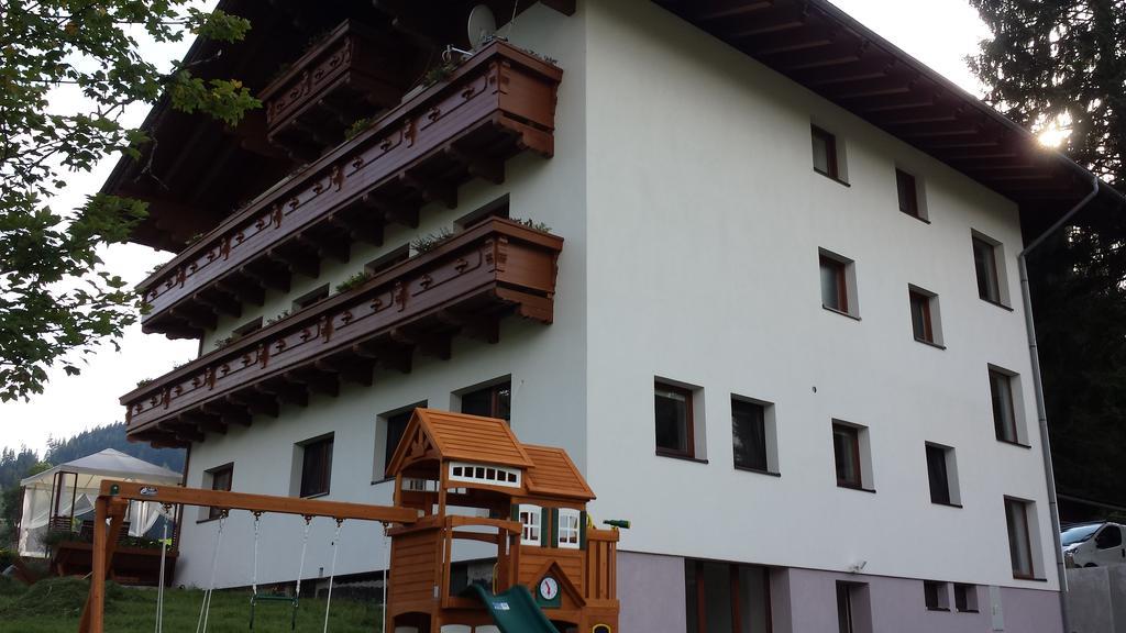Haus Izabella *